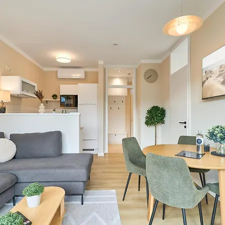 Saltwater House Sea Eagle Apartment *